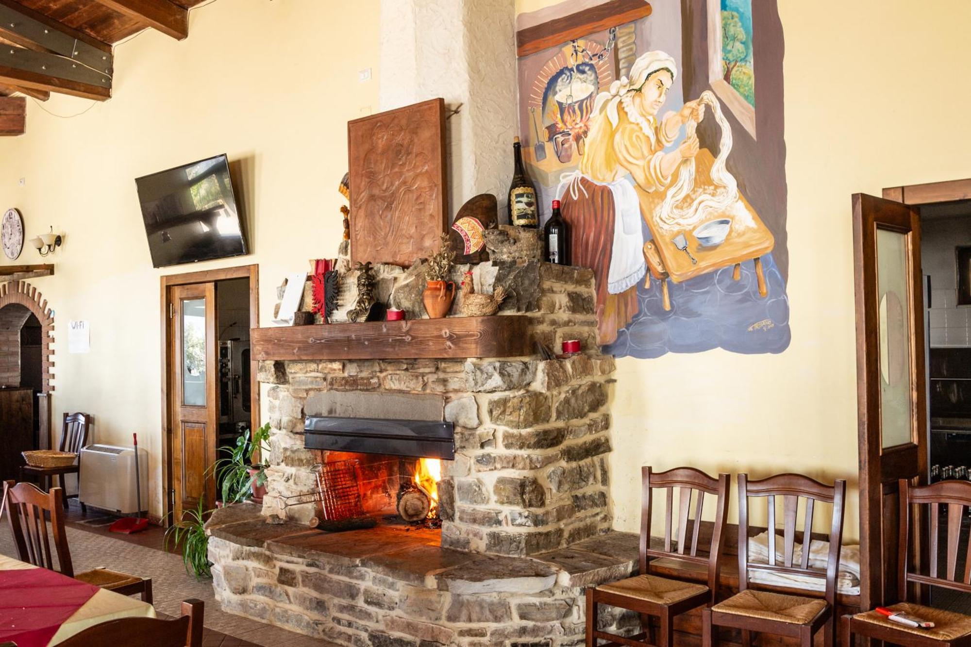 Plataci Agriturismo Pinelli מראה חיצוני תמונה
