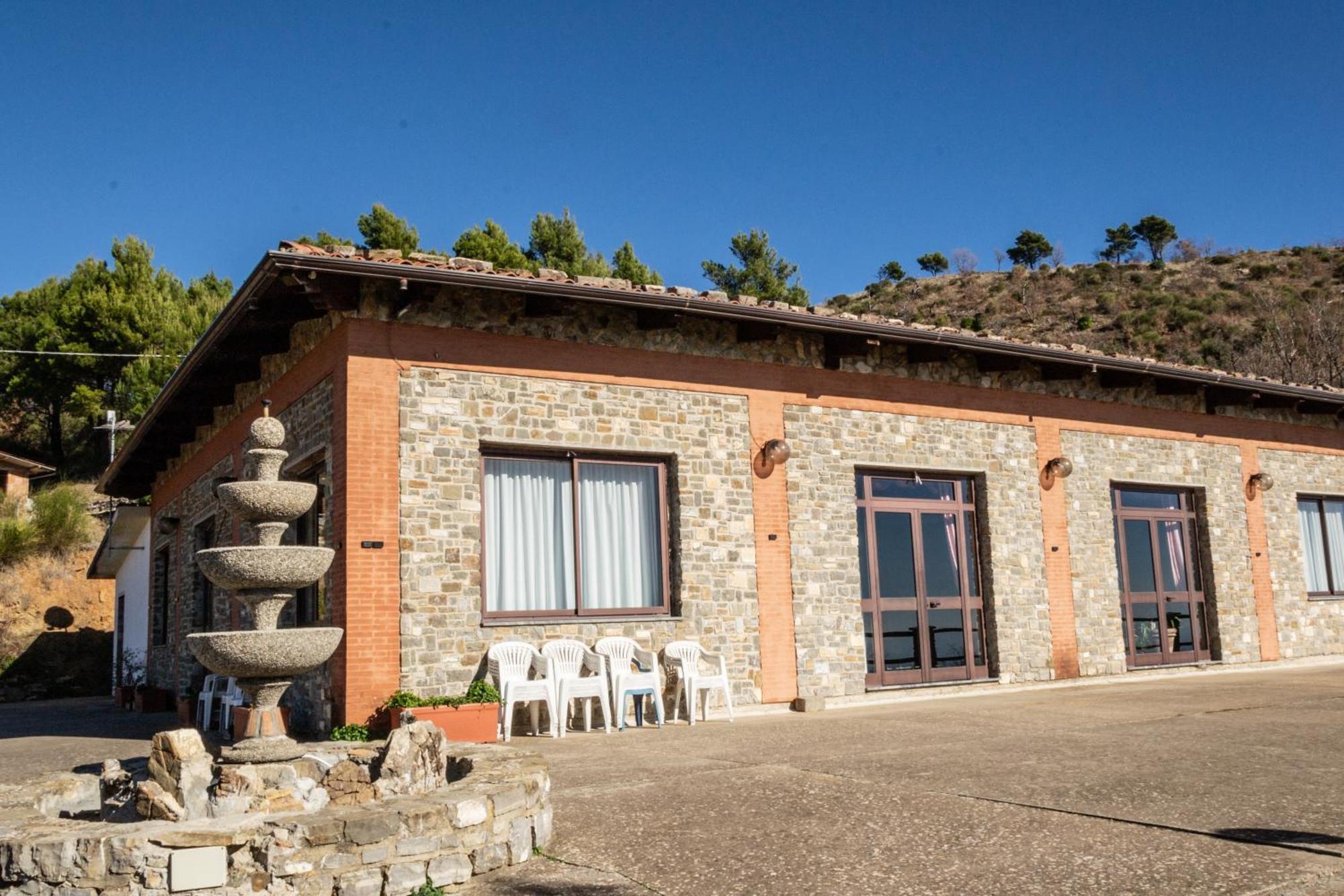 Plataci Agriturismo Pinelli מראה חיצוני תמונה