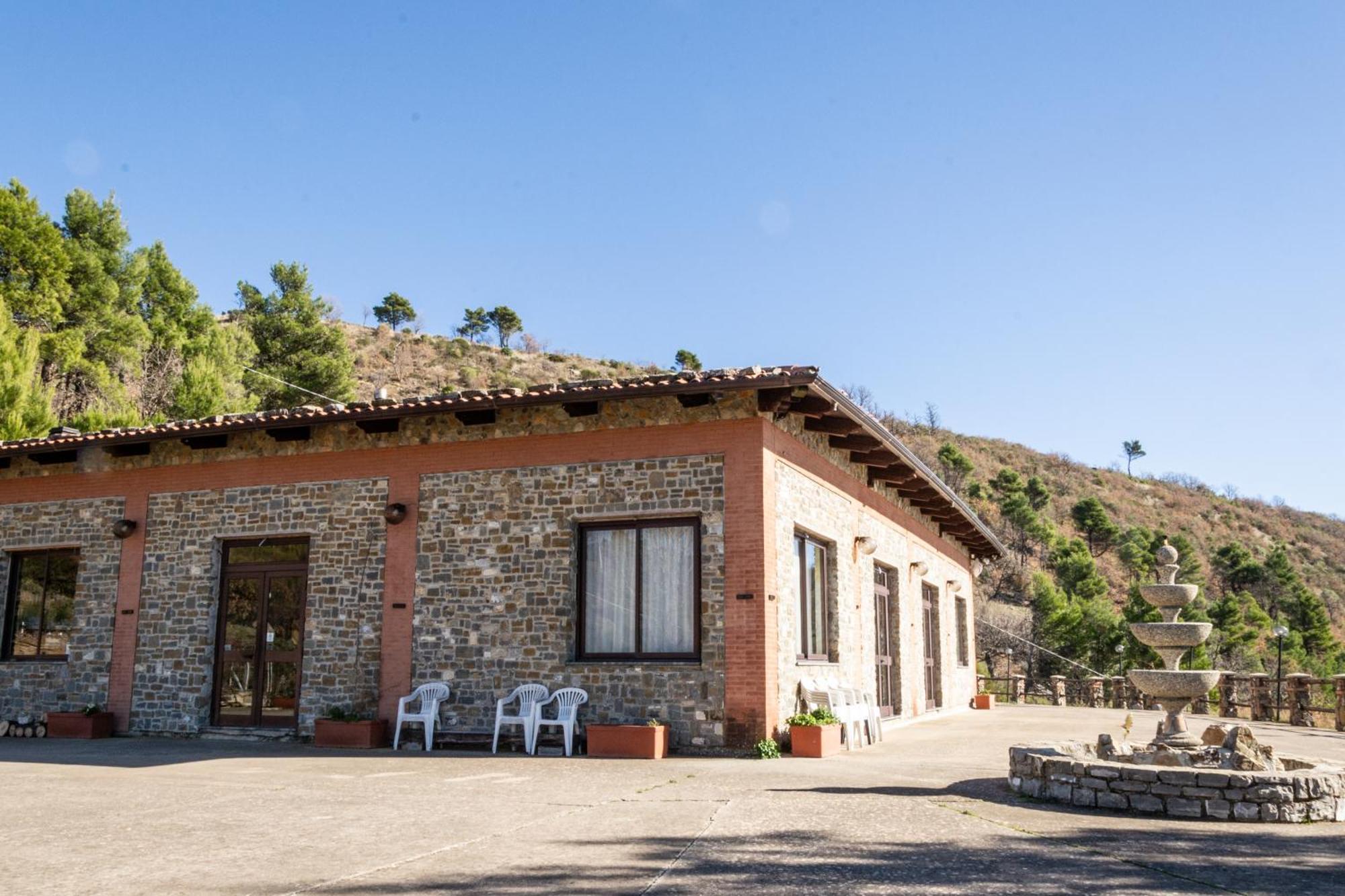 Plataci Agriturismo Pinelli מראה חיצוני תמונה
