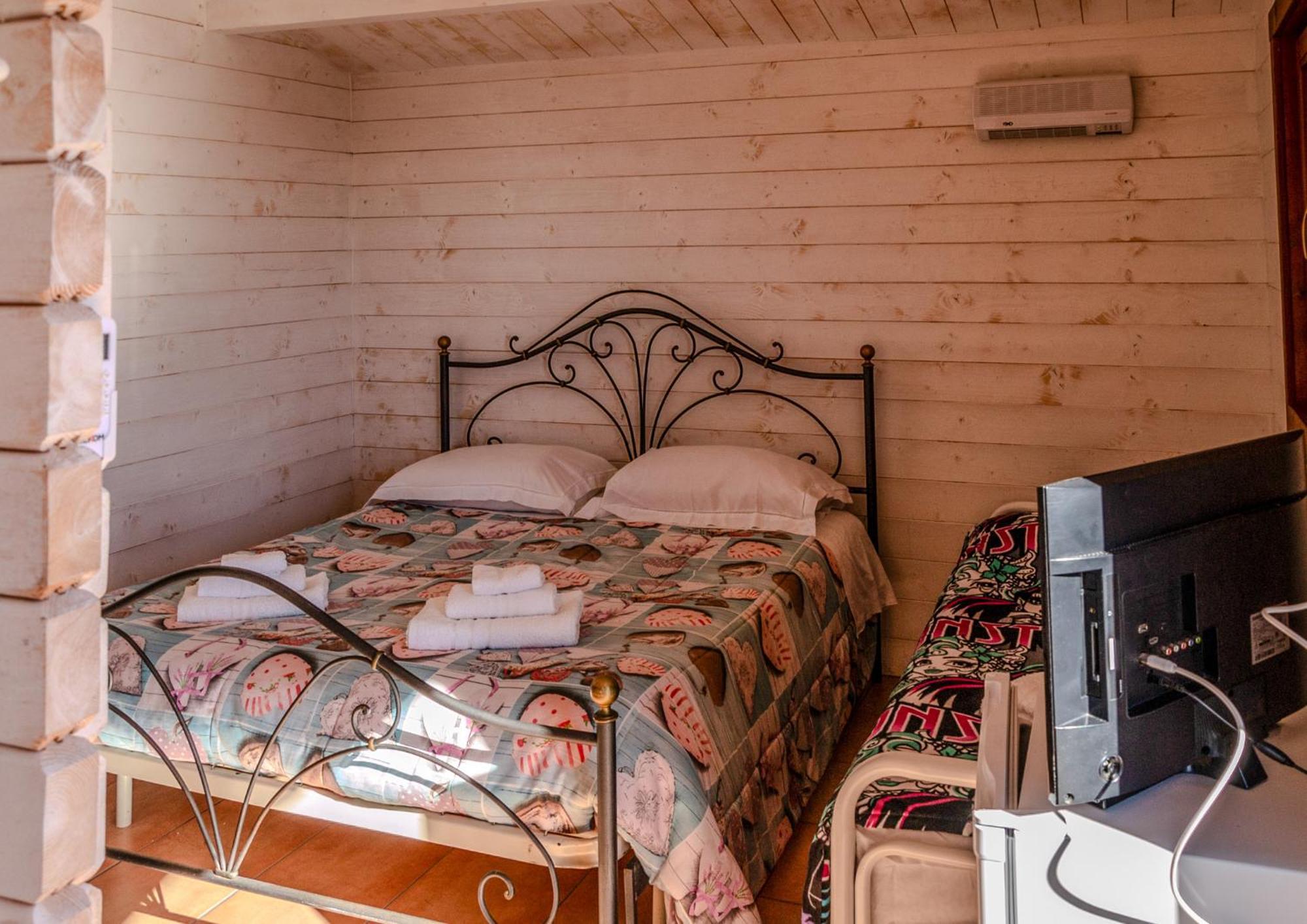 Plataci Agriturismo Pinelli מראה חיצוני תמונה