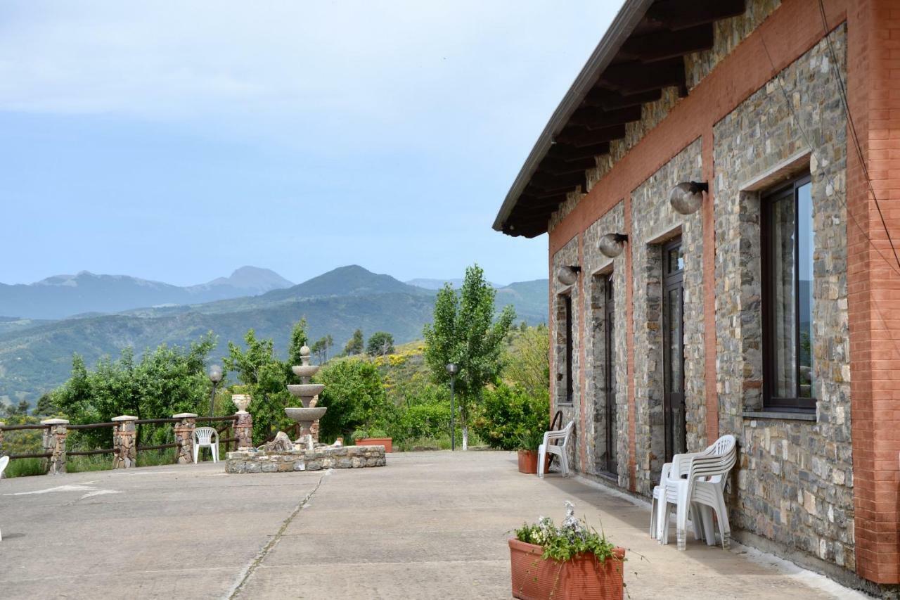 Plataci Agriturismo Pinelli מראה חיצוני תמונה